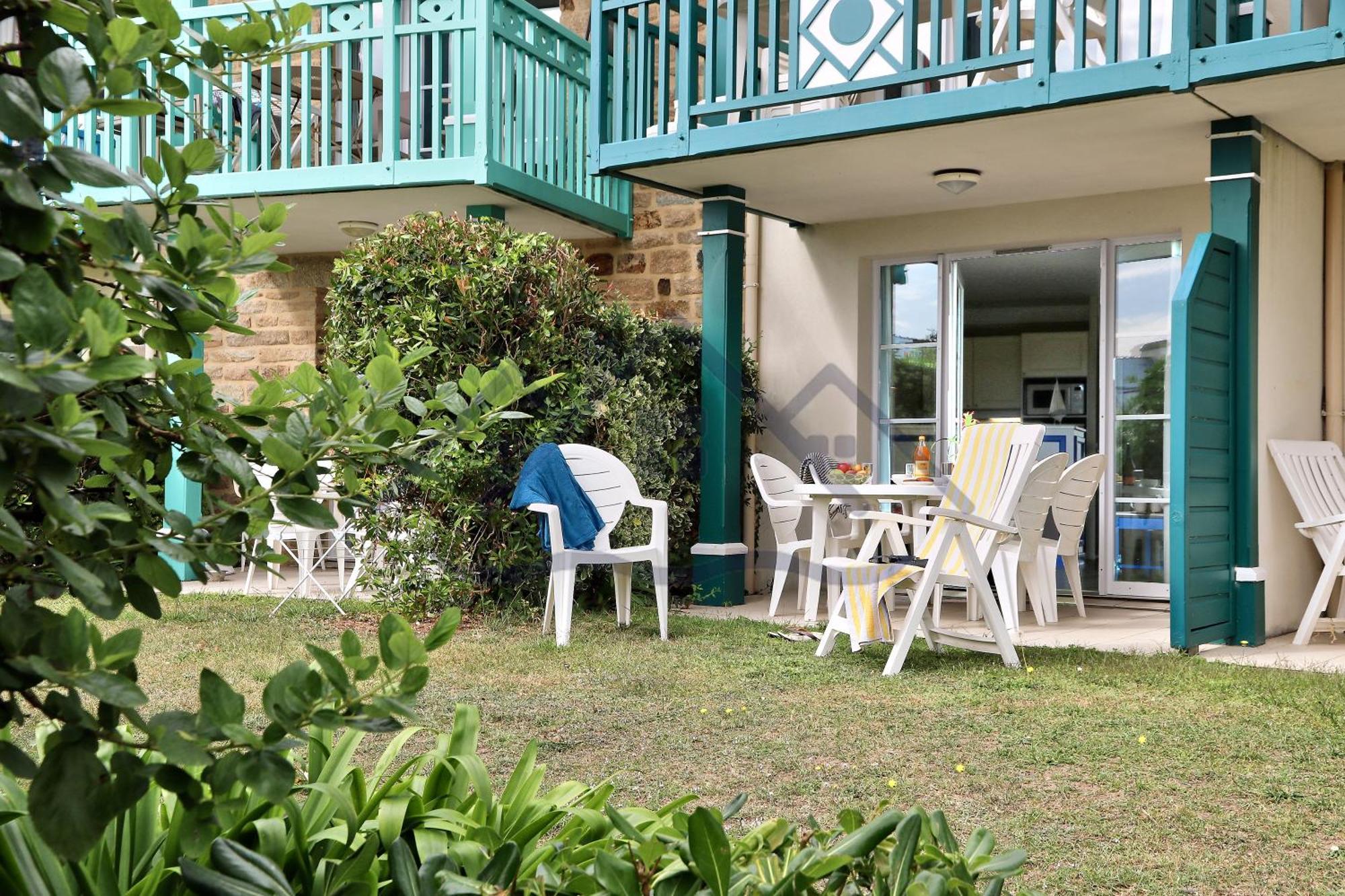 Localise - A06 - Entierement De Plain-Pied Avec Petite Vue Mer - Donnant Sur La Piscine Et Le Jardin - Wifi Inclus - Draps Inclus - Guilvinec Exterior foto